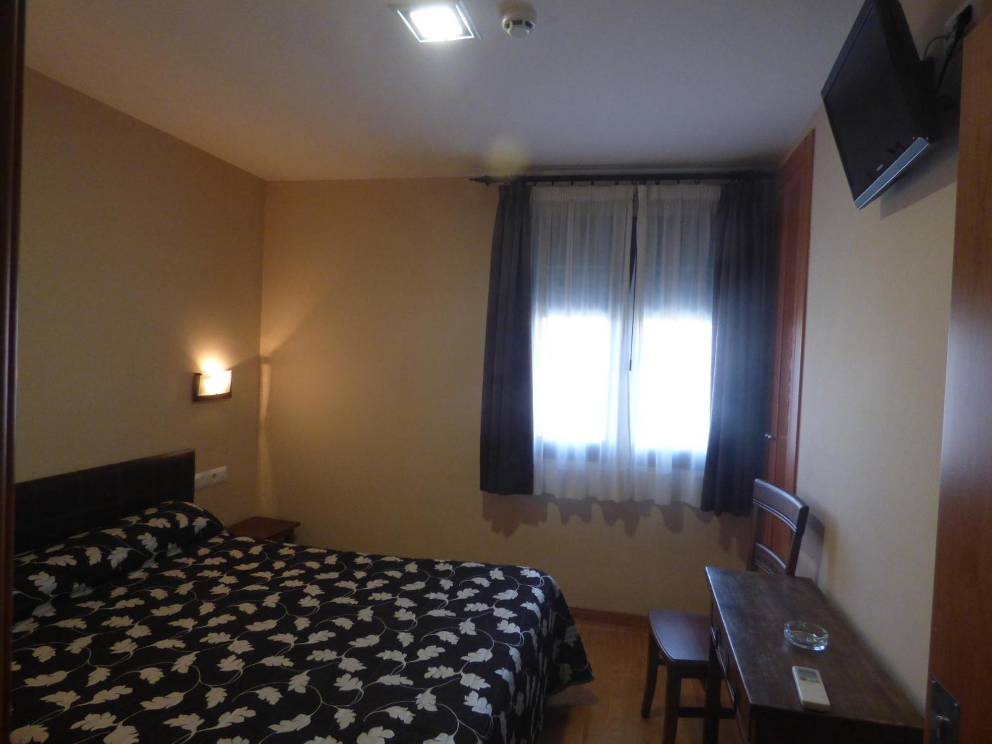 Hostal La Perdiz Sonseca Екстер'єр фото